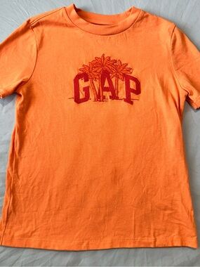 🧡 Gap Kids Embroidered Palm Tree Logo T-Shirt | Size S | Orange